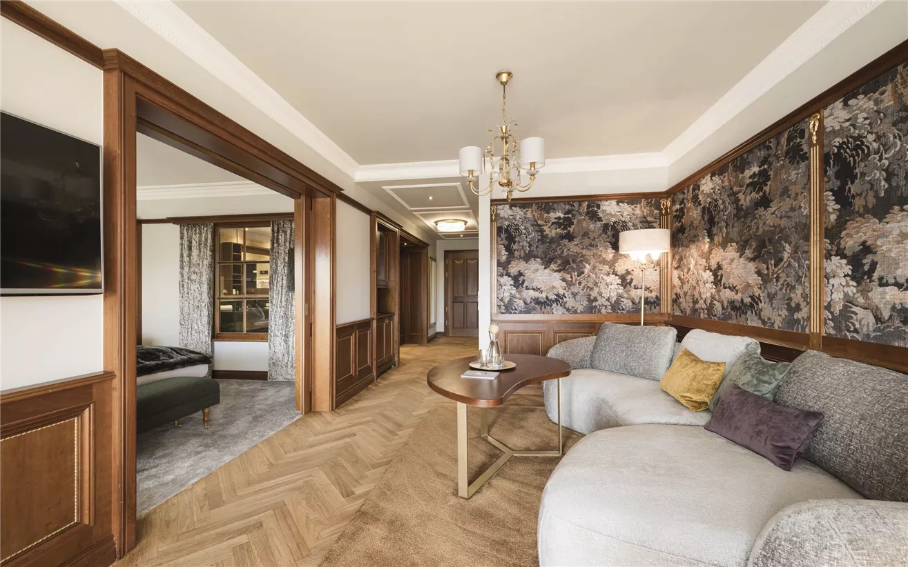 Romantiksuite_a